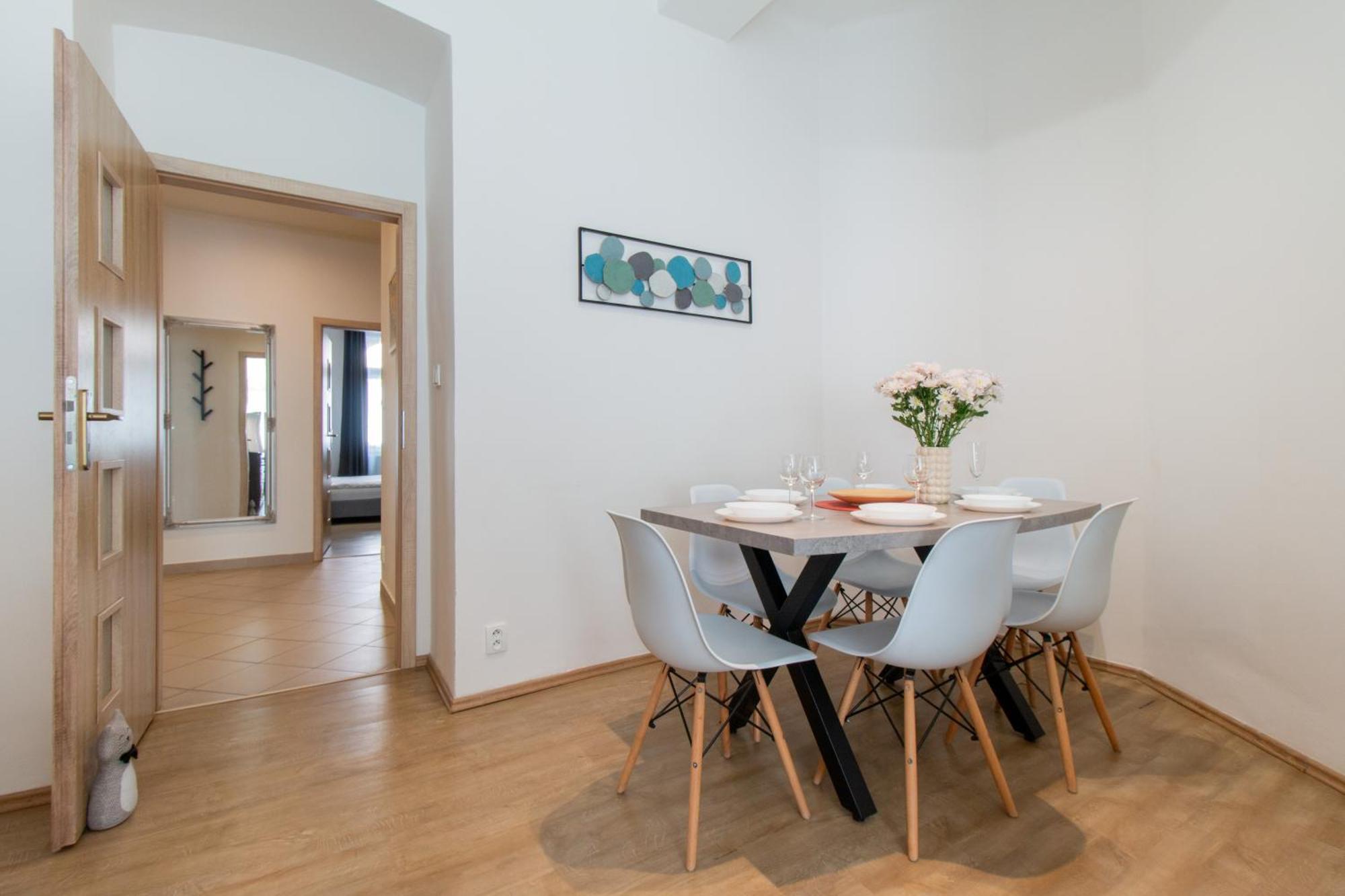 Riverside Cr Apartment Praha Eksteriør bilde
